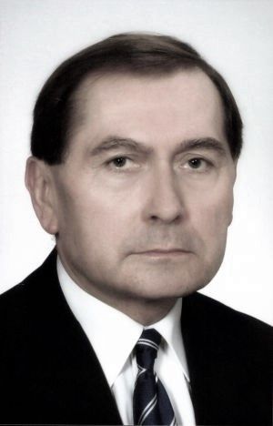 Prof. dr hab. Bohdan Lapis (1944-2023)