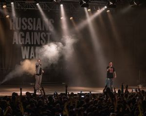 Hip Hop Culture on the Russian Aggression Towards Ukraine. Back to Hybrid Forms of Political Resistance